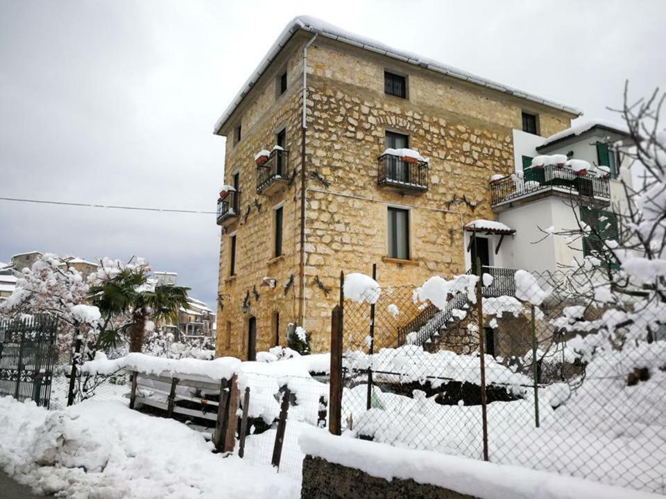 Aparthotel Casa Sarlo Petina Exteriér fotografie